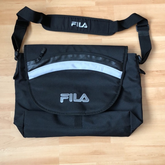 FILA bag - Picture 2 of 13